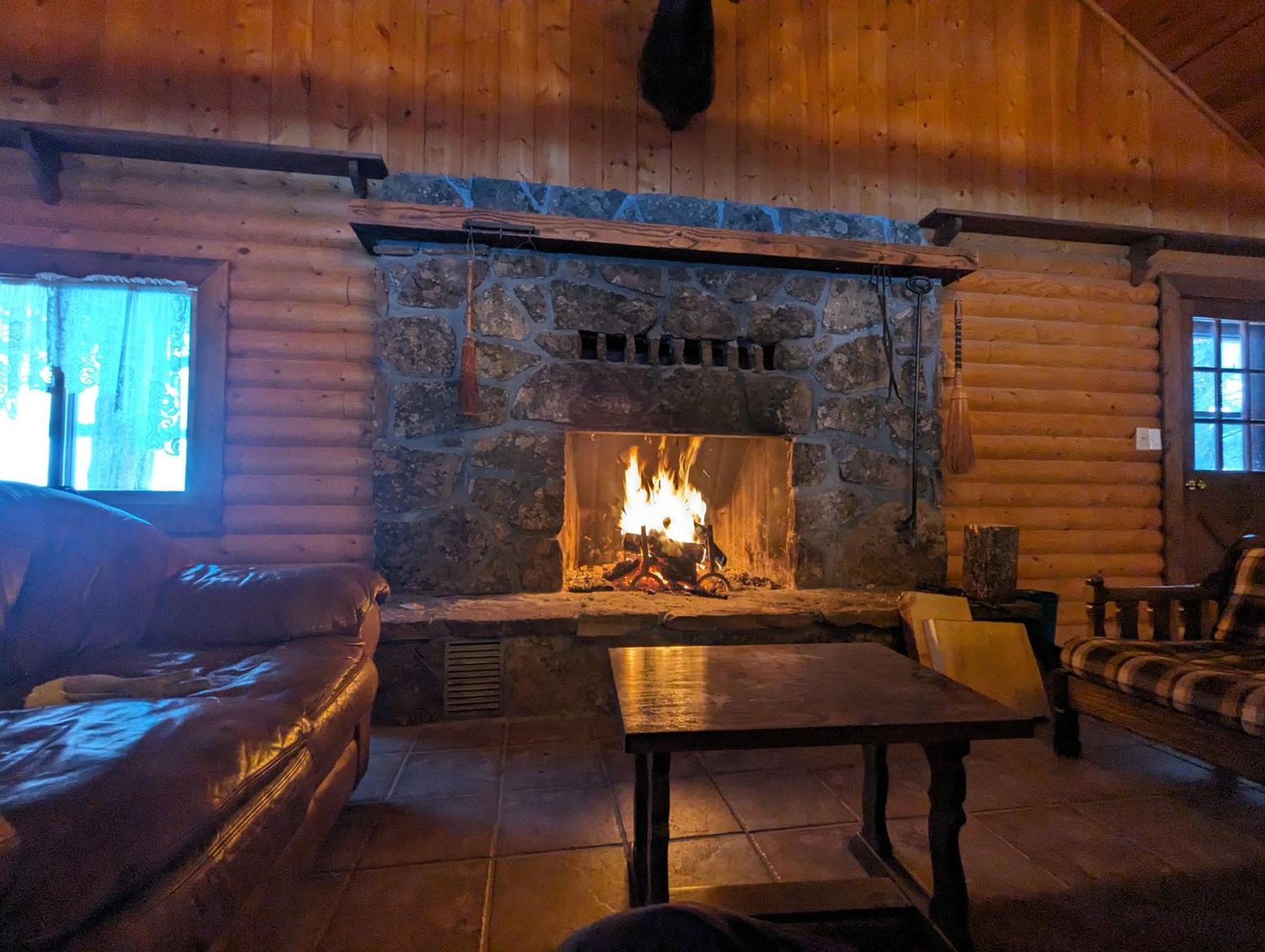 Hotel Grassy Mountain Ranch à White Sulphur Springs Extérieur photo